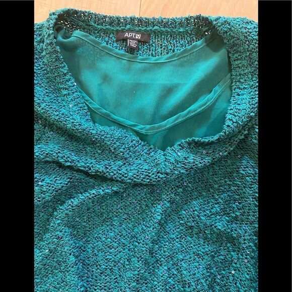 Apt. 9 Women's size Small Petite Stunning Green/Blue Sequined Sweater - Picture 12 of 12